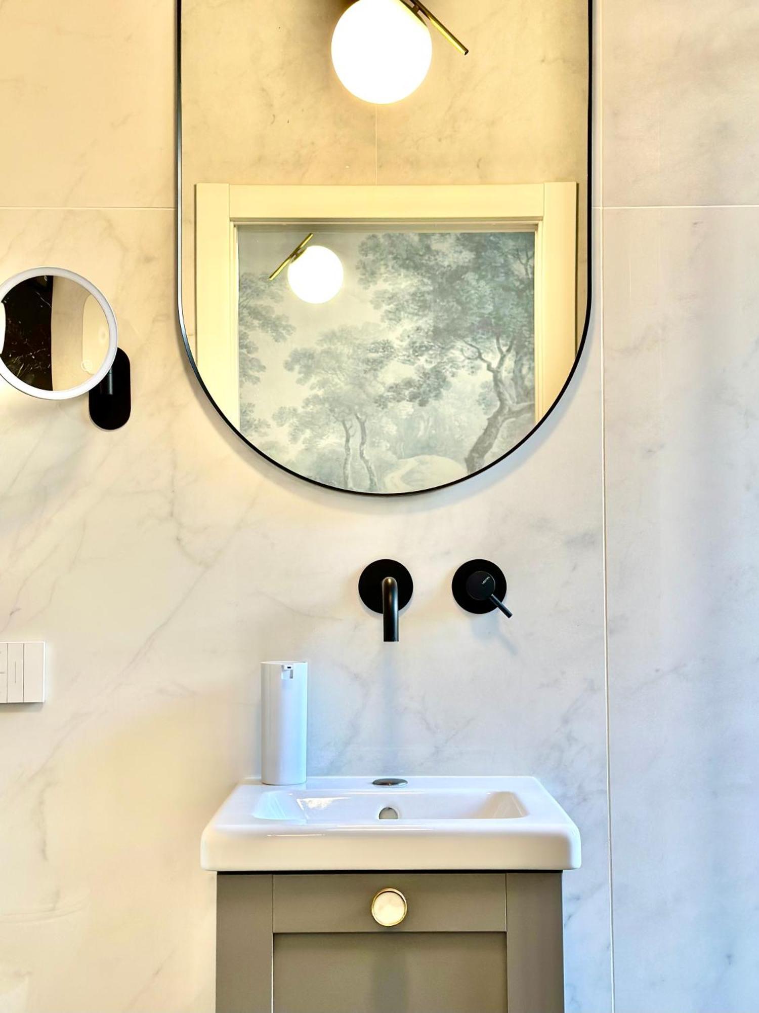 Casa Angelo Design Flat - Milan, Porta Venezia, 3 Metro Stops Duomo Milaan